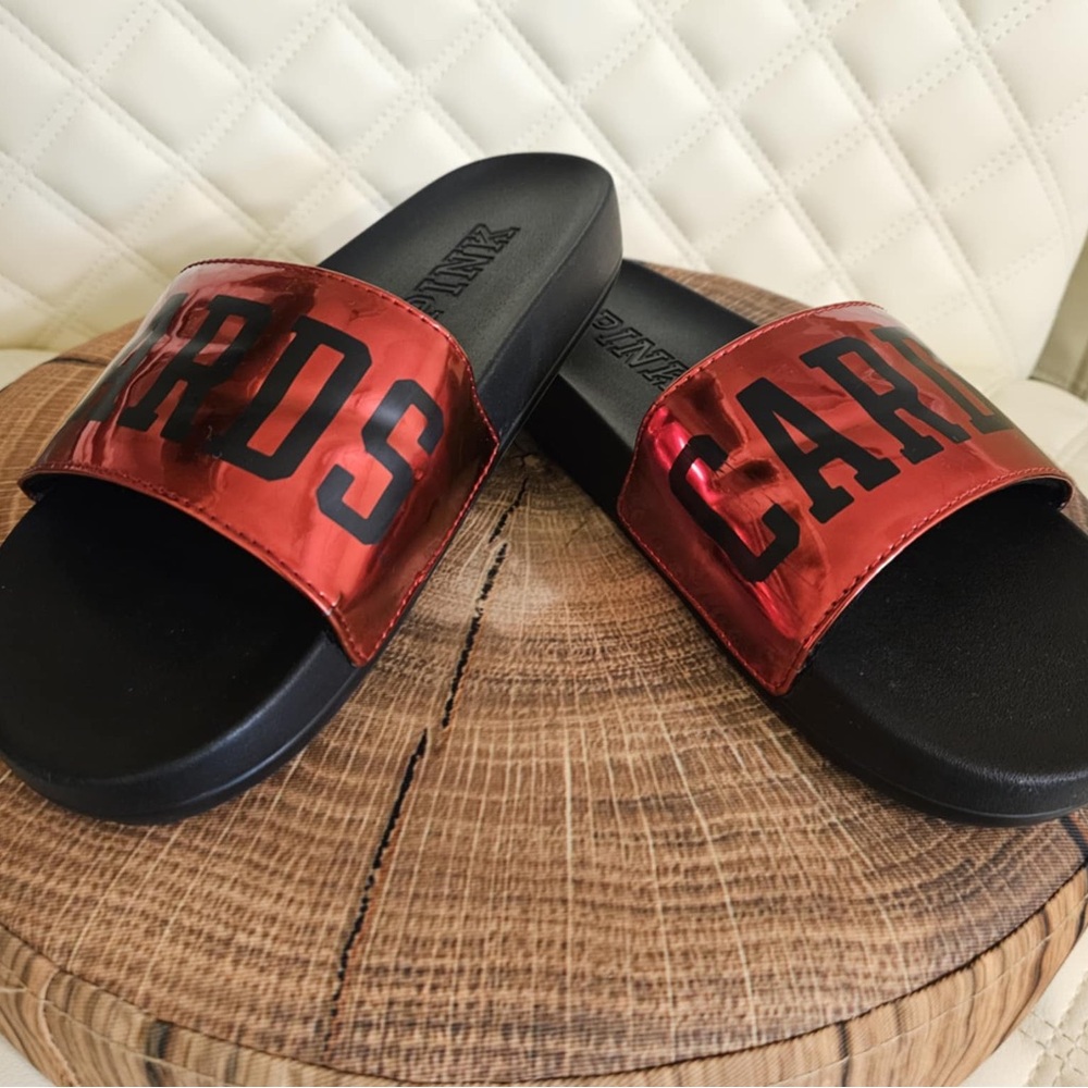 !!!RARE!!! VS PINK Cardinals (Campus Collection) Slides